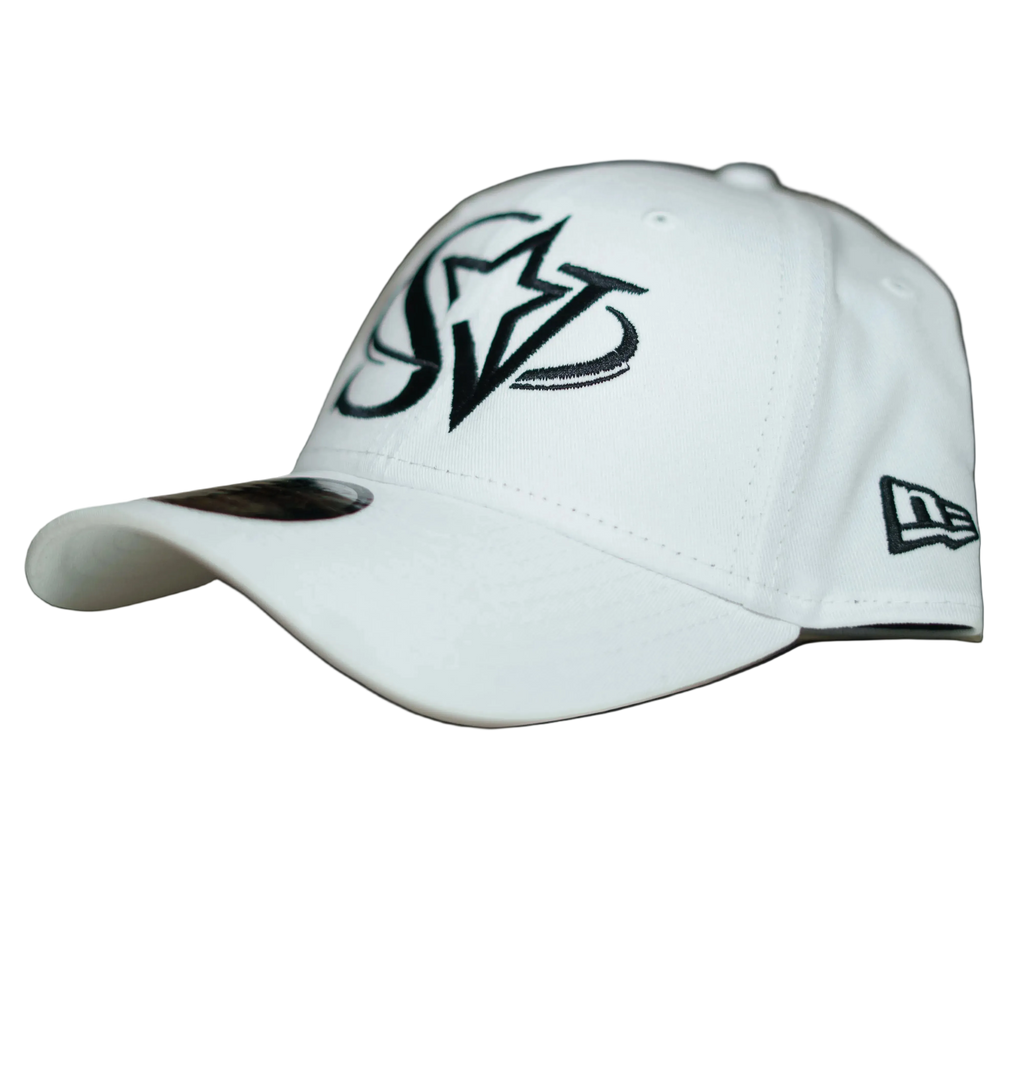 Suaviz x NEW ERA Letter Cap (White)