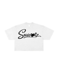 WOMEN’S SUAVIZ LOGO CROPPED TEE (WHITE)